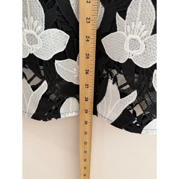 Ming Wang Openwork Floral Lace Monochrome Skirt Set Elegant Old Money S/M - Picture 9 of 12